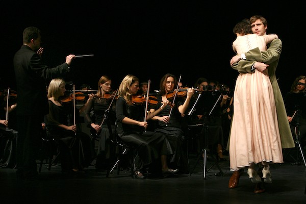 Schiller: Love and Intrique Orsi is playing in a small orchestra on the stage of the Hungarian National Theatre - Schiller: Intrigue and Love